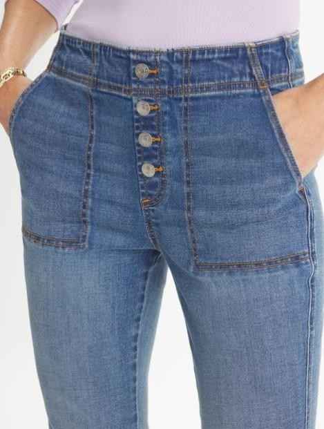 NWT Chico's Pull-On 22" Capri Jeans