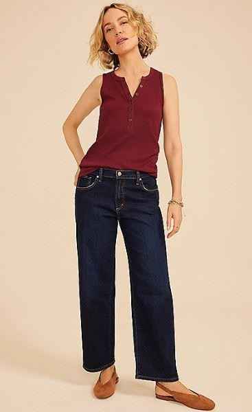NWT Maurices Silver Jeans Co.® Willow Mid Rise Relaxed Straight Jean