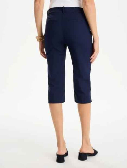 NWT Chico's Emme Slim Capri Pants
