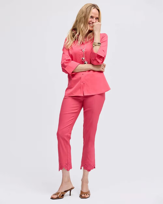 NWT Chico's Embroidered Brigitte™ Slim Crop Pant