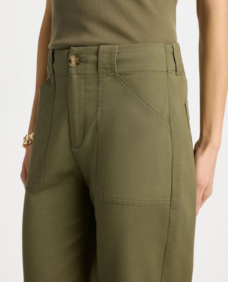 NWT Chico's High Hem Straight Crop Pants