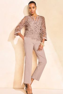 NWT Chico's Brigitte™ Straight Crop