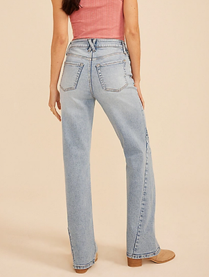 NWT Maurices High Rise Twisted Seam Wide Flare Jean