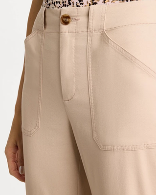 NWT Chico's High Hem Straight Crop Pants