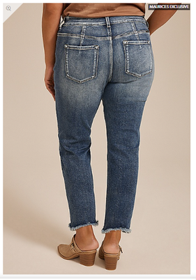 NWT Maurices Plus Size KanCan™ High Rise Fray Hem Button Fly Capri