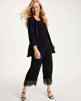 NWT Chico's Travelers™ Lace Trim Cropped Pants