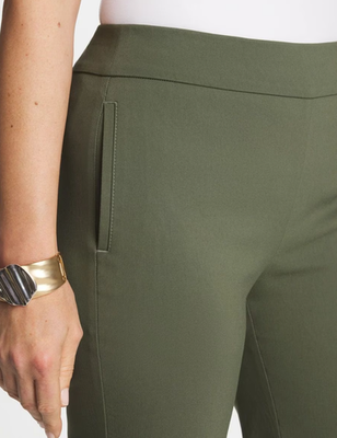 NWT Chico's Brigitte™ Straight Crop