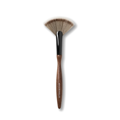 NWT Victoria Beckham 14. FAN BRUSH - Bestdeal999